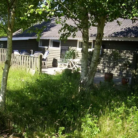 Holiday - Napstjert - 022807 Ålbæk